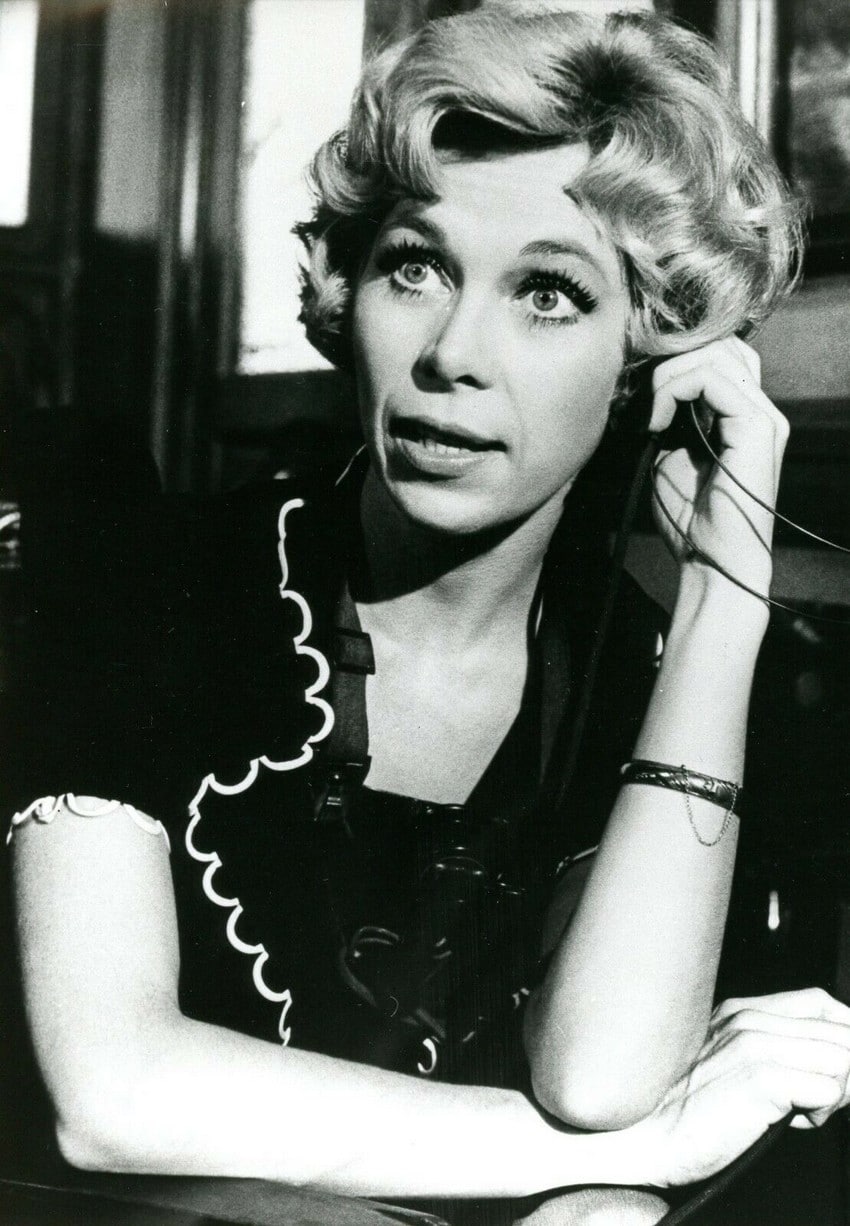 los-angele-sannees-30-1976-elaine-joyce
