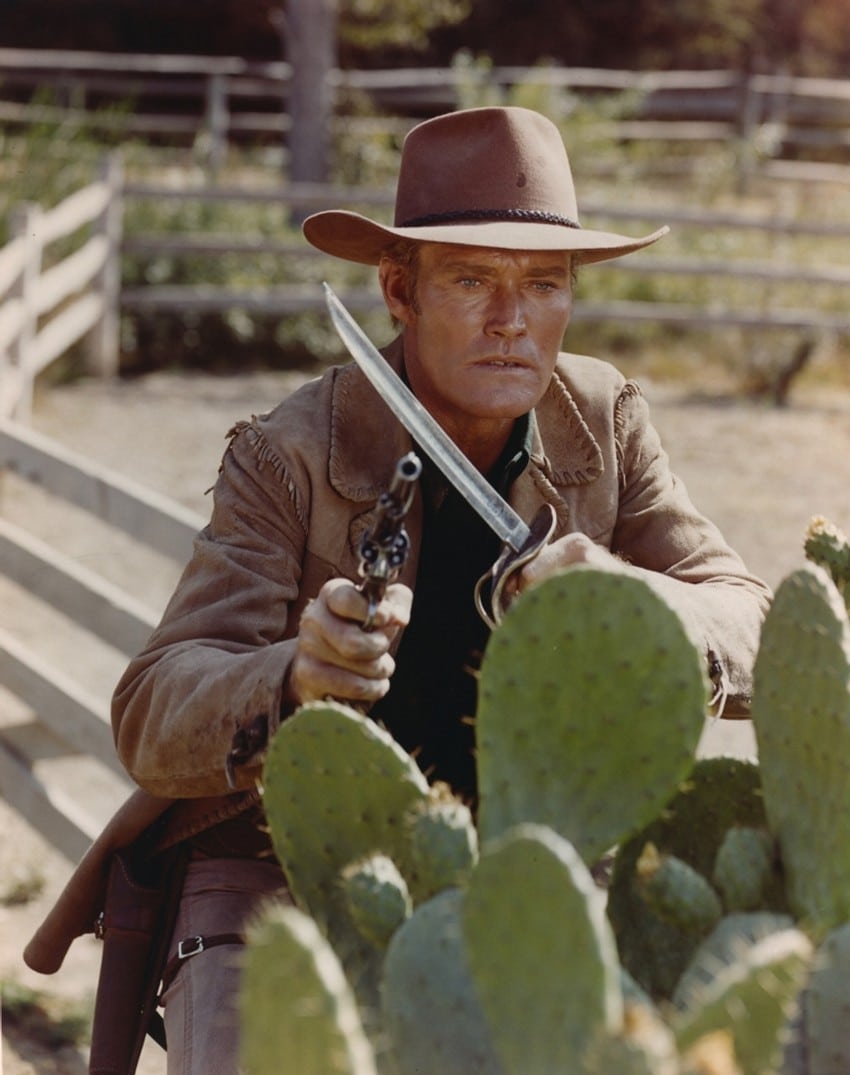 le-proscrit-serie-western-10