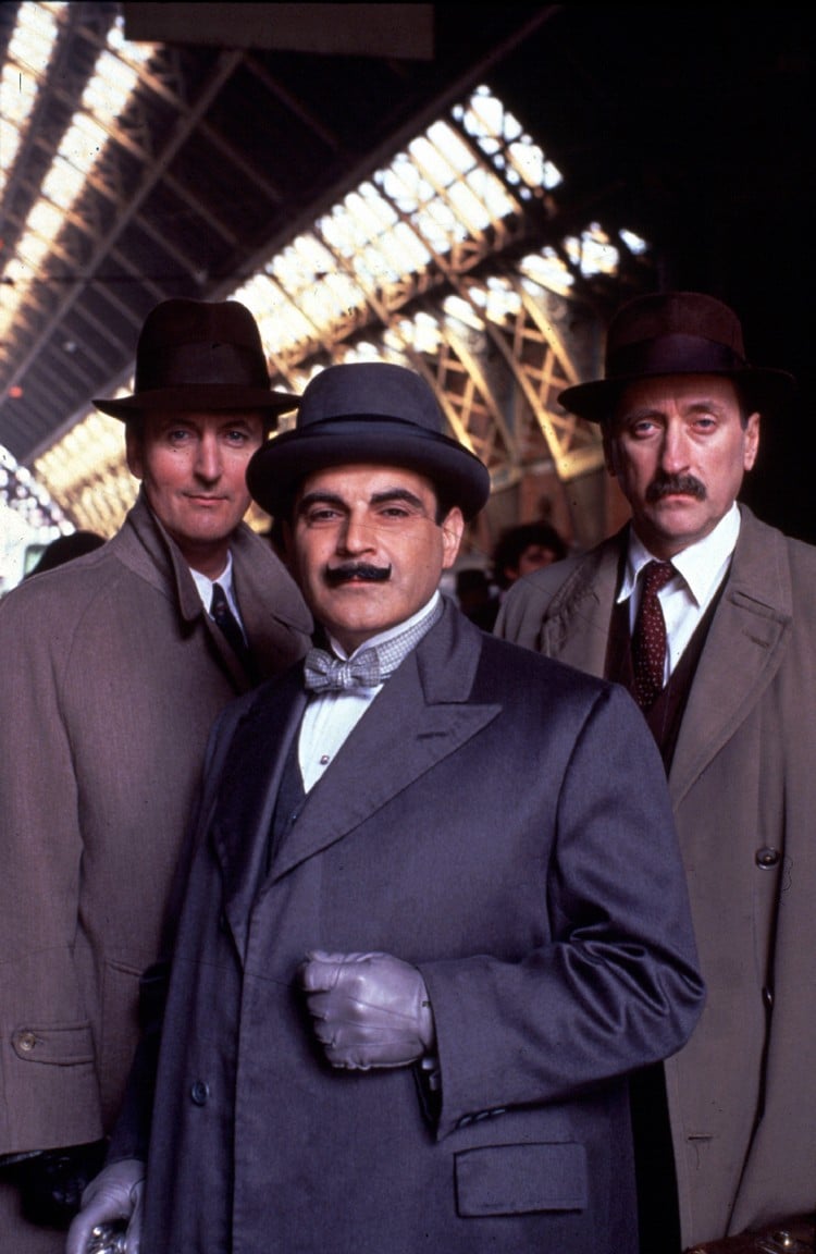 David Suchet dans le rôle du célèbre détective Hercule Poirot Hercule Poirot, la série-culte inteprétée par David Suchet.