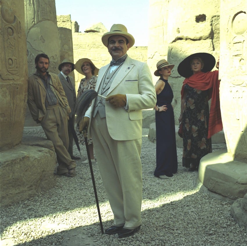 David Suchet dans l'épisode Mort sur le Nil David Suchet est Hercule Poirot dans la série télévisée culte.