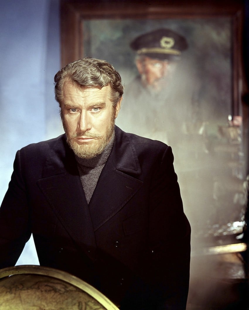 Edward Mulhare dans la série The Ghost and Mrs Muir Edward Mulhare dans la série Madame et son fantôme.