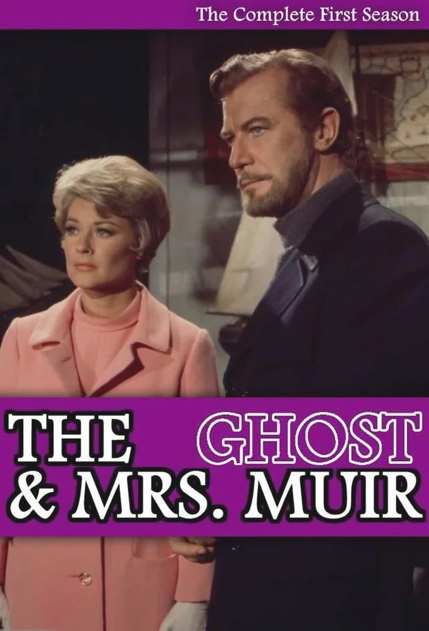 Le coffret DVD de la saison 1 de la série The Ghost and Mrs Muir Visuel du coffret DVD de la saison 1 de la série Madame et son fantôme.